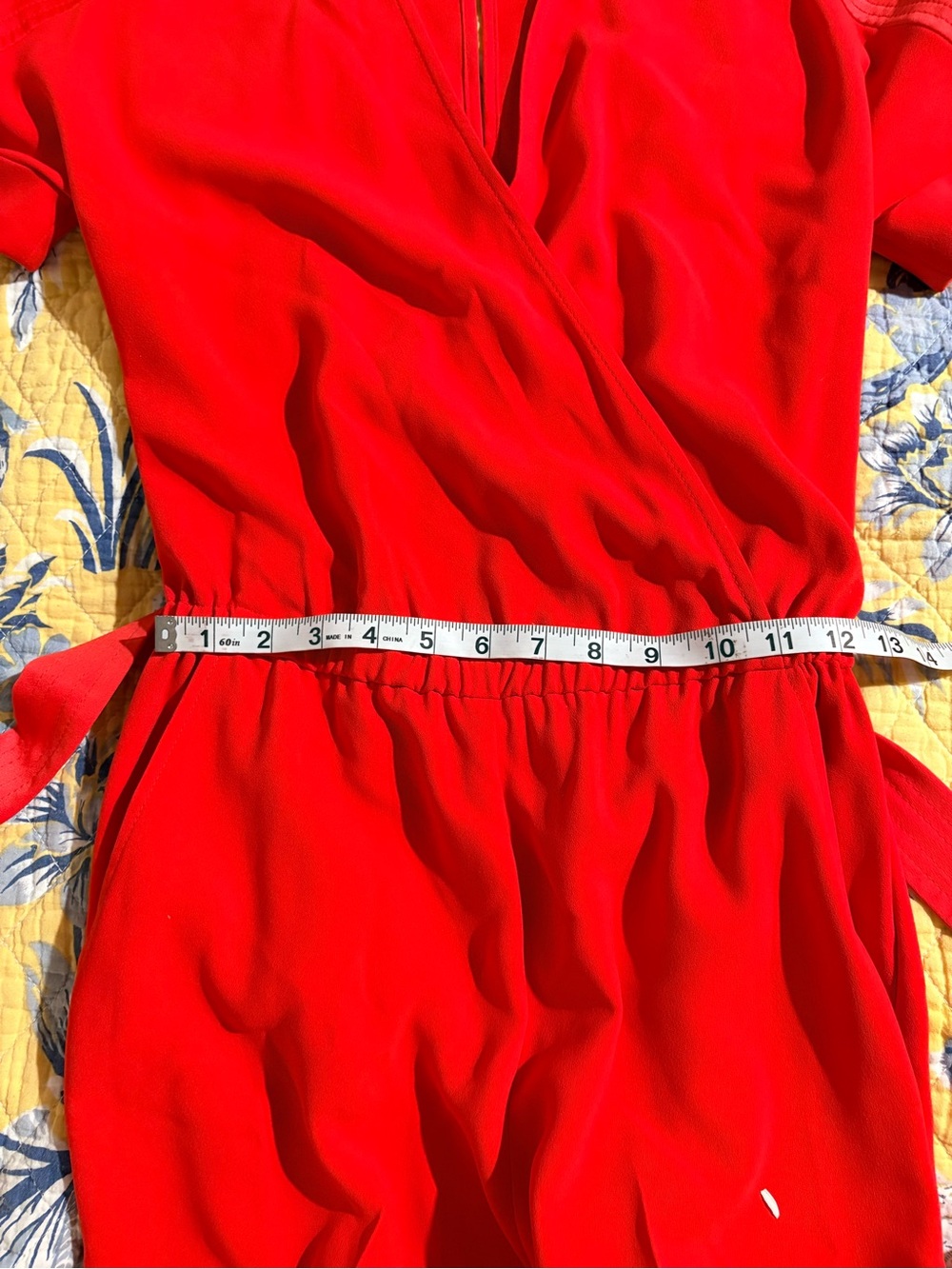 Designer Jumper by Trina Turk, sz 2, viiiiiibrant red! - Picture 5 of 9